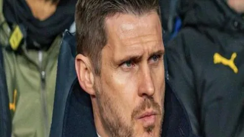 “世界短道速滑锦标赛：男子500米预赛亮点回顾”